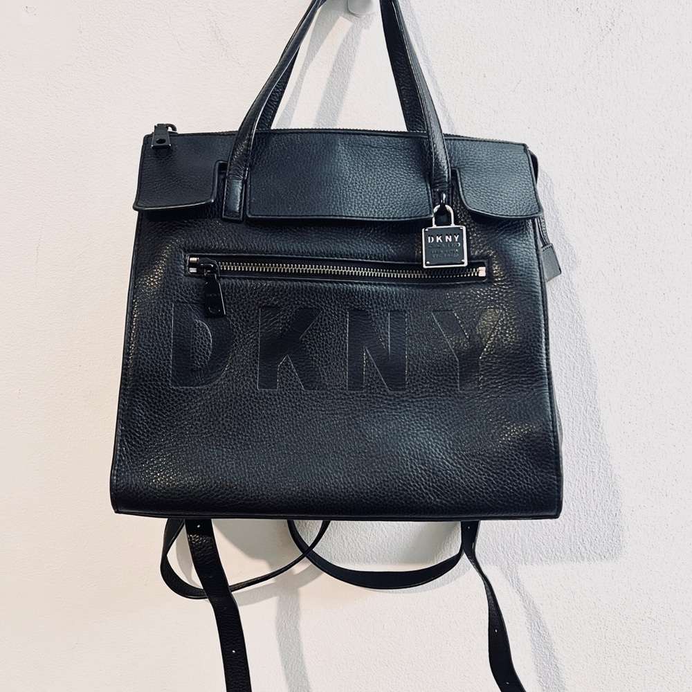 DKNY Black Leather Tote/backpack Bag